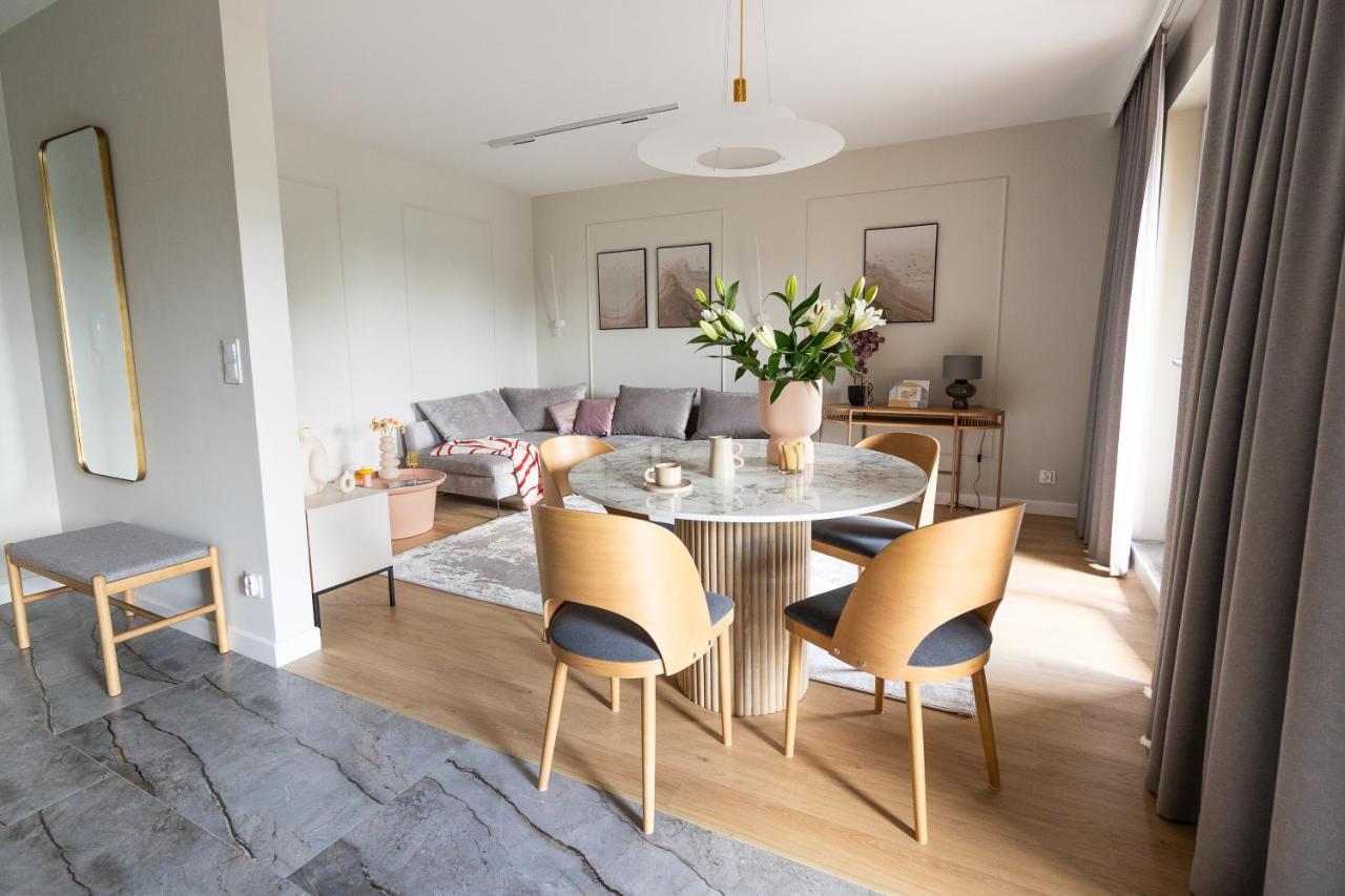Apartament Zoja II 埃尔布隆格 外观 照片